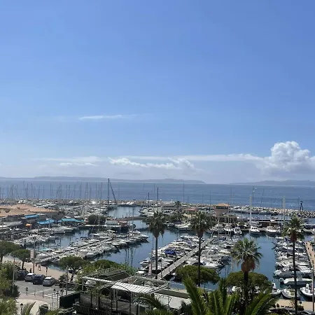 Magnifique T3 Climatisé Avec Vue Sur - Fr-1-308-179 * Le Lavandou